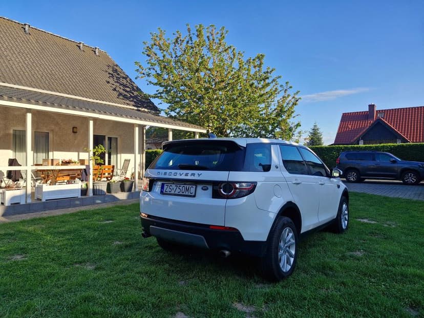 Land Rover Discovery Sport benzyna 2,0  265 KM salon Polska