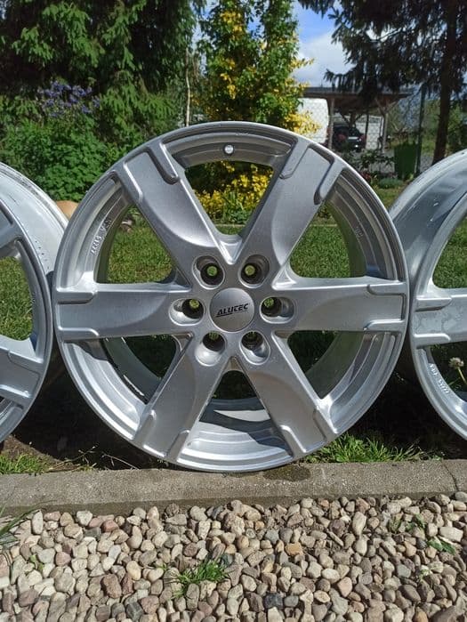 Felgi Aluminiowe 18" 6x114,3 Nissan Navara pathfinder Xterra