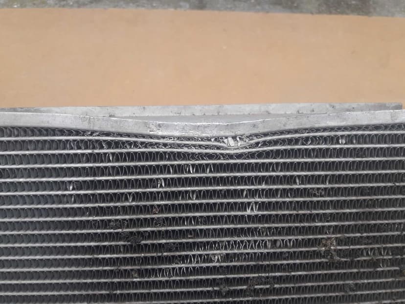 Chłodnica Powietrza Intercooler Wodny Toyota Hilux VIII 2.8D