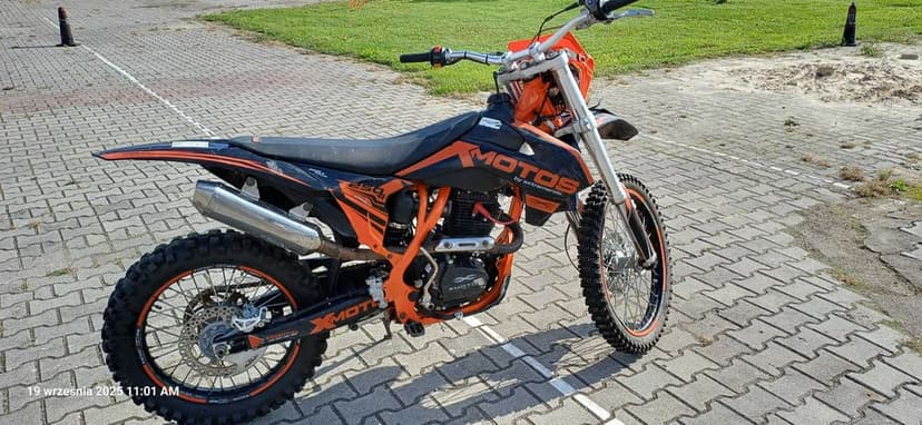 Cross XMotos 250