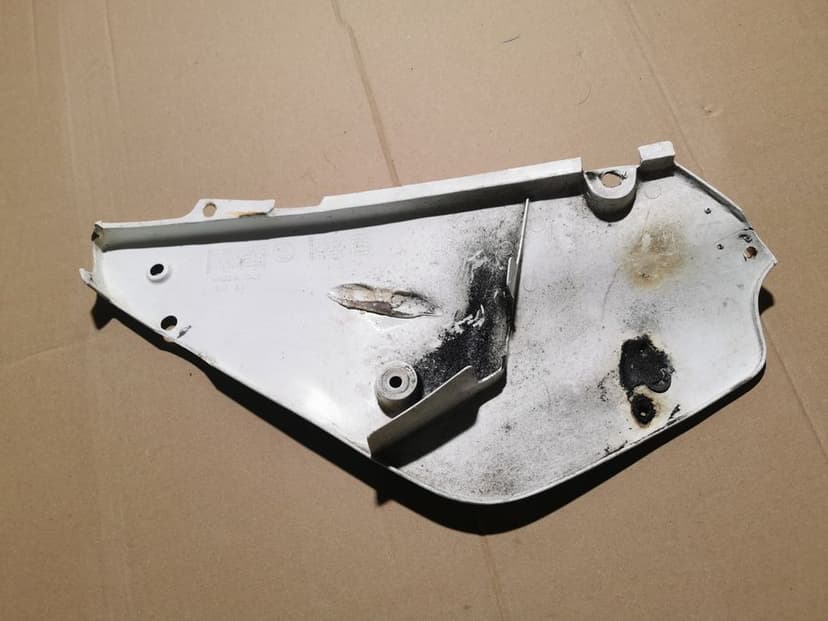 Suzuki RM 85 osłona owiewka bok tył lewa panel obudowa