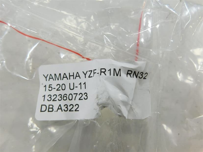 DŹWIGNIA BIEGÓW STOPKA YAMAHA YZF-R1M RN32 15-20 U-11 132360723