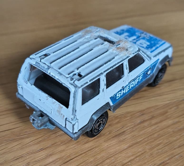 Majorette Jeep Cherokee