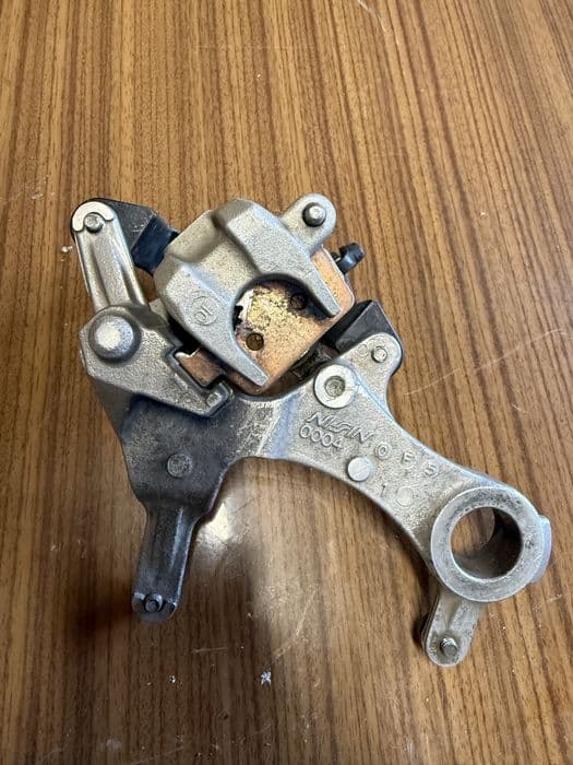 Zacisk hamulcowy tył KXF/KX 250  z 2012r