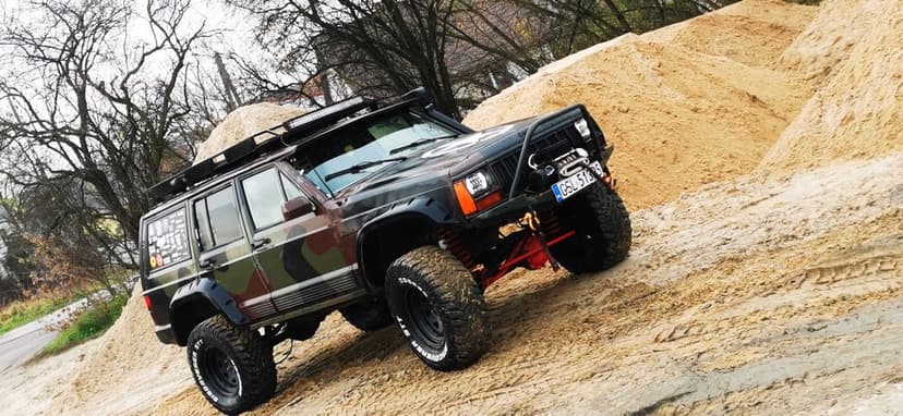 JEEP XJ Cherokee 4.0 lpg 6.5'' lift. Full opcja