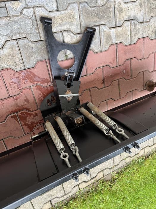 Plug Quad Duzy Solidny ROBIONY Gruba Blacha  Zdrowy Yamaha Suzuki