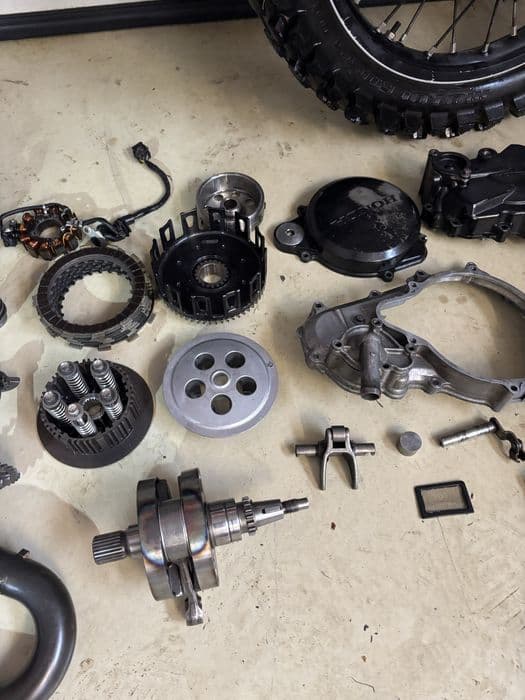 Części HONDA CRF250 R 10-17 Wydech Głowica Kartery Skrzynia Moduł