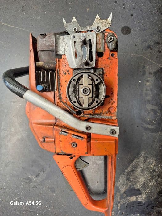 Husqvarna  254xp