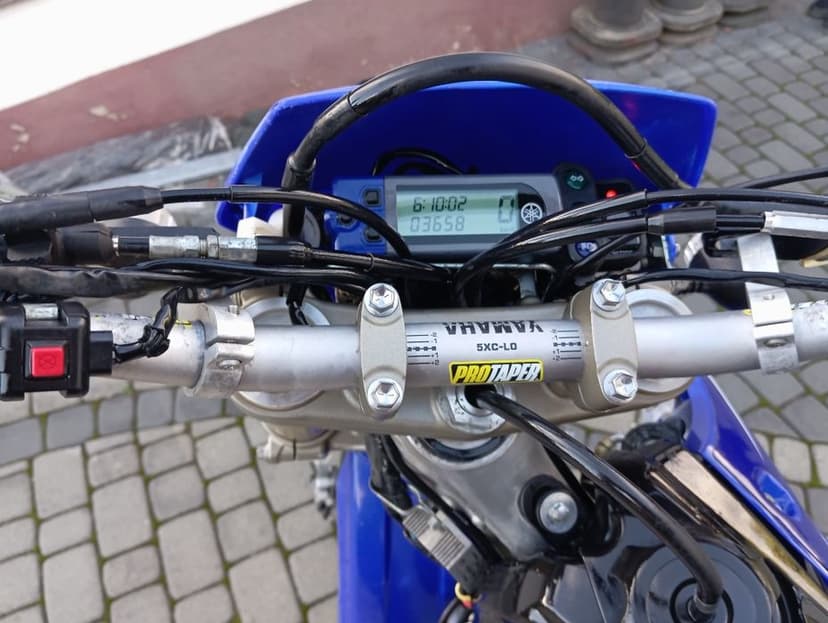 Yamaha WR 450 F .. Enduro z dokumentami