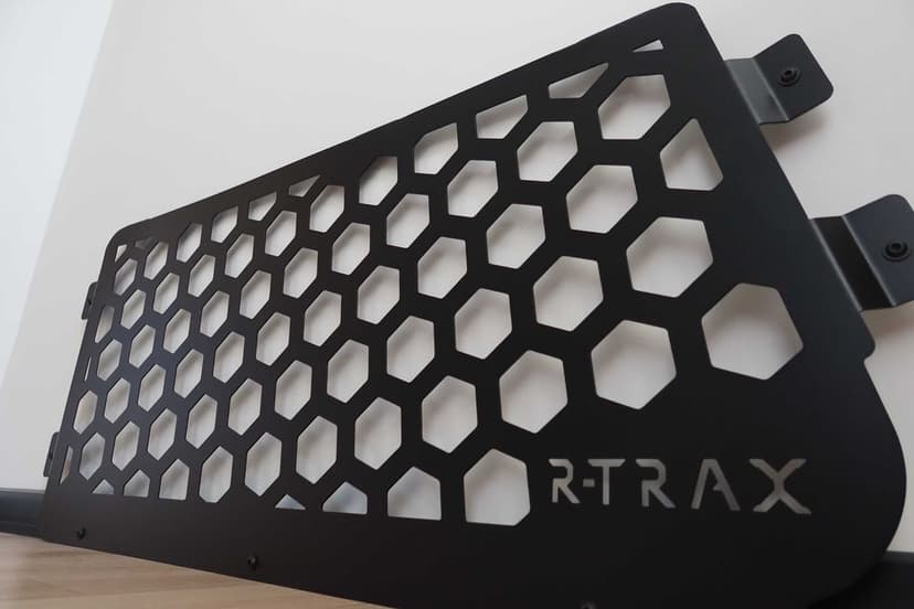 Zestaw osłon na szyby tylne Nissan Patrol Y60 (wersja krótka)