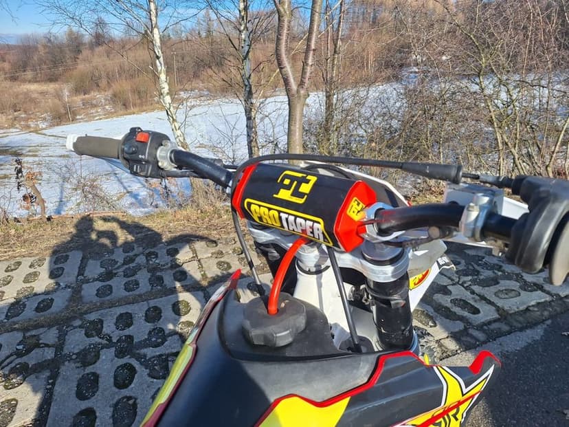 Husqvarna Wr 300 2t !!! ( gas gas , exc , sx , yz , rm ,kx ,beta )