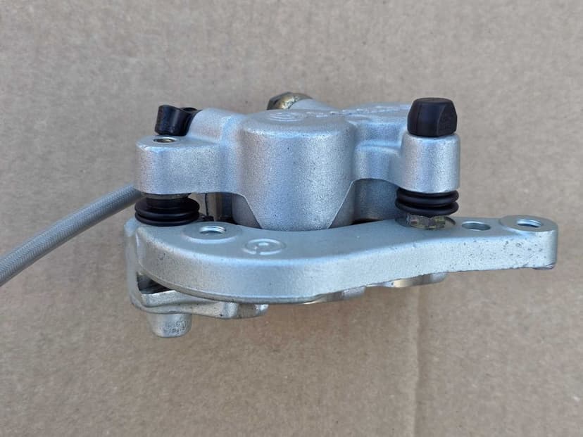 Przód przedni zacisk hamulcowy BREMBO KTM sx sxf exc 125 - 525 r 00-08