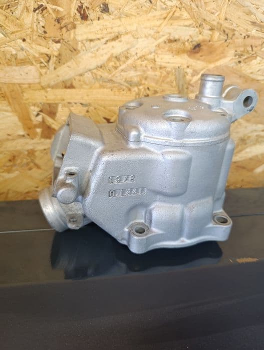 Cylinder głowica  Kawasaki kx 125 04 rok