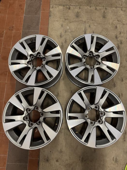Felgi Toyota Land Cruiser 150 18” 7.5” oryginalne z czujnikami TPMS