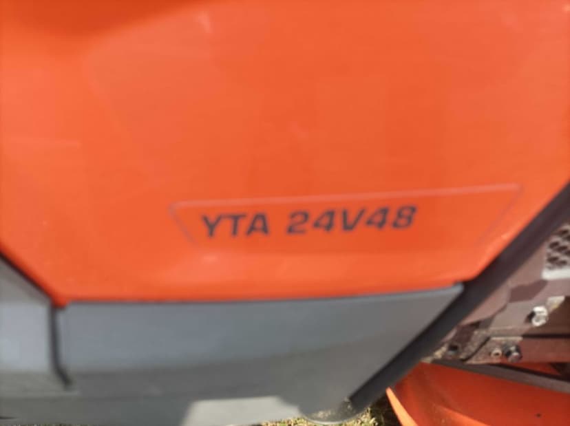 Husqvarna yth24v48