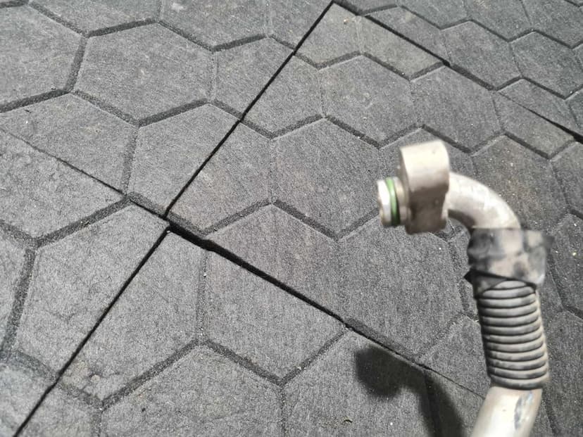 Toyota Hilux VIII 2.4d rurka przewód klimatyzacji