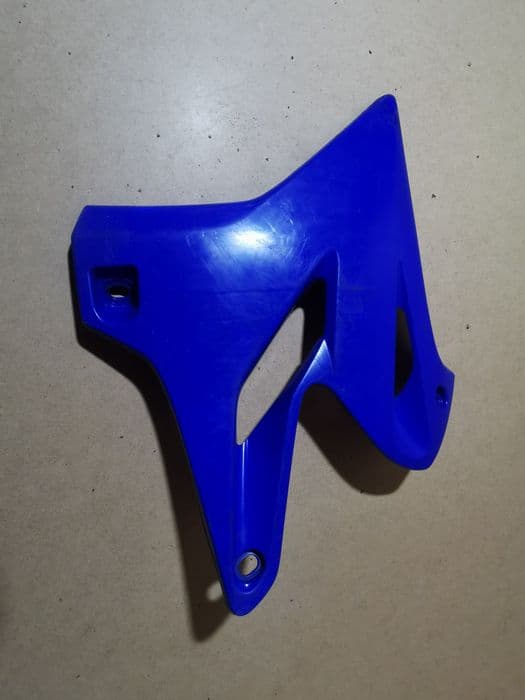 Yamaha yz 125 osłona owiewka przód lewa wypełnienie panel