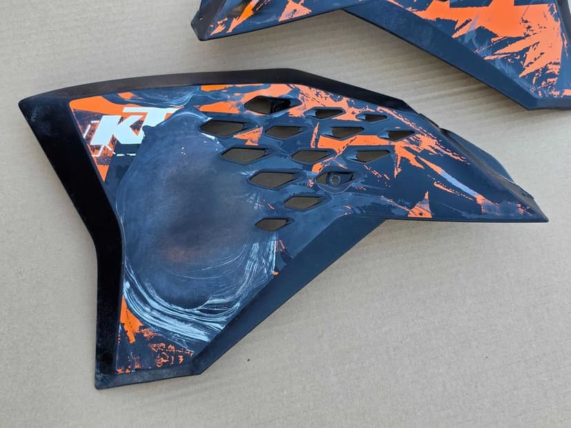 Osłony chłodnic przednie boczki KTM sx sxf exc 125 / 250 / 450 r.07-10