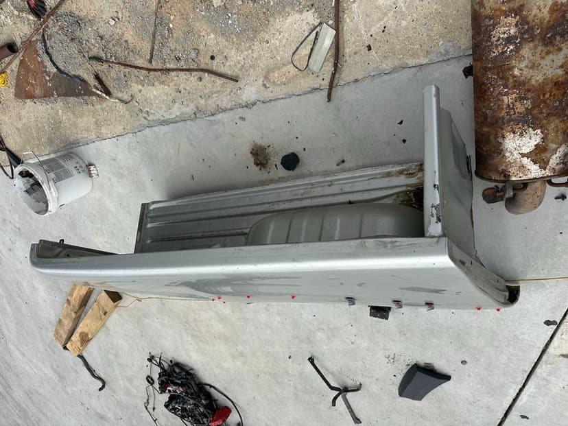 Toyota Hilux VII 05-15 Bok Ćwiartka Paka Poszycie Prawe