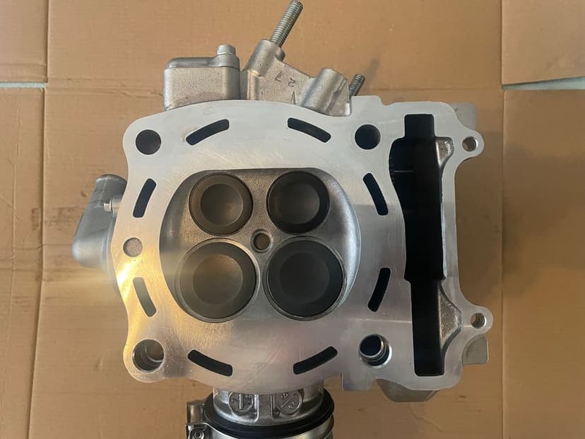 Silnik Yamaha Grizzly 700 głowica Wał cylinder