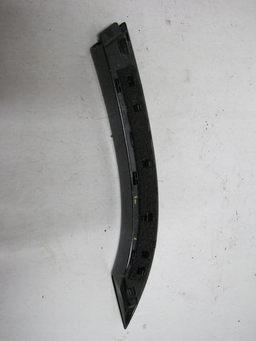 NAKŁADKA LISTWA BŁOTNIKA LAND ROVER DEFENDER L8B2-16A332-BX LEWA TYLNA