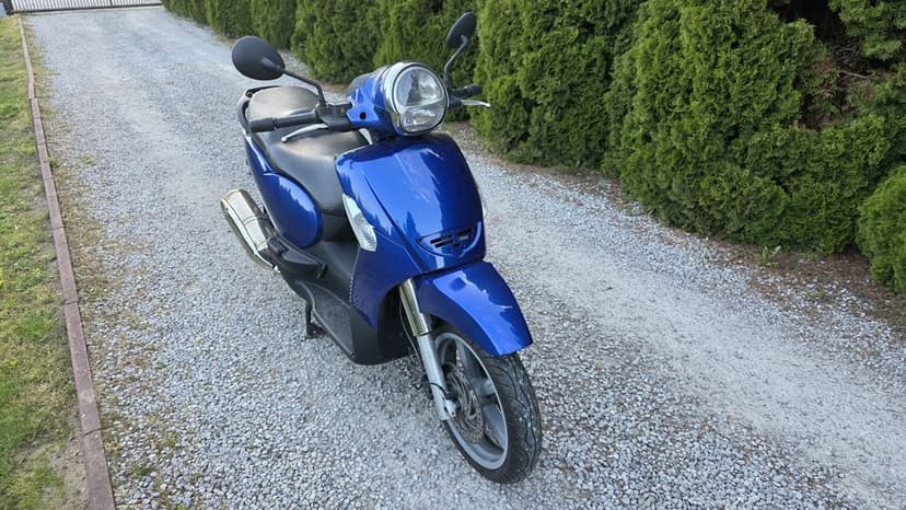 Aprilia Scarabero 500 skuter 500 Piaggio motocykl Yamaha dostawa motoc