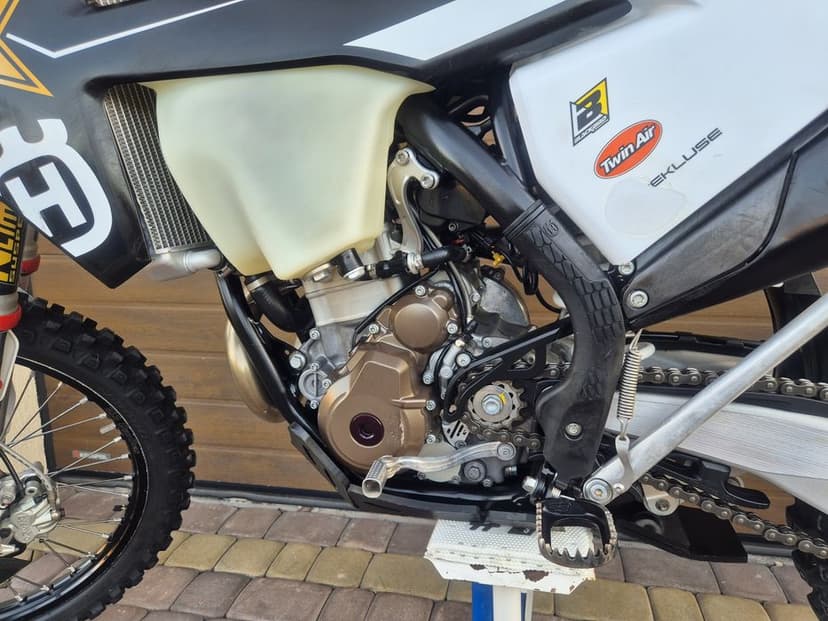 Husqvarna Fe 350 Rockstar 2022 model Super stan (KTM)