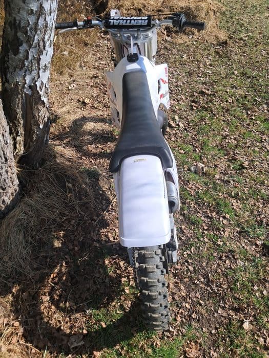 Yamaha Yz 125 klasyk  (kx,rm,cr,yz,dt,sx,mx,gs)