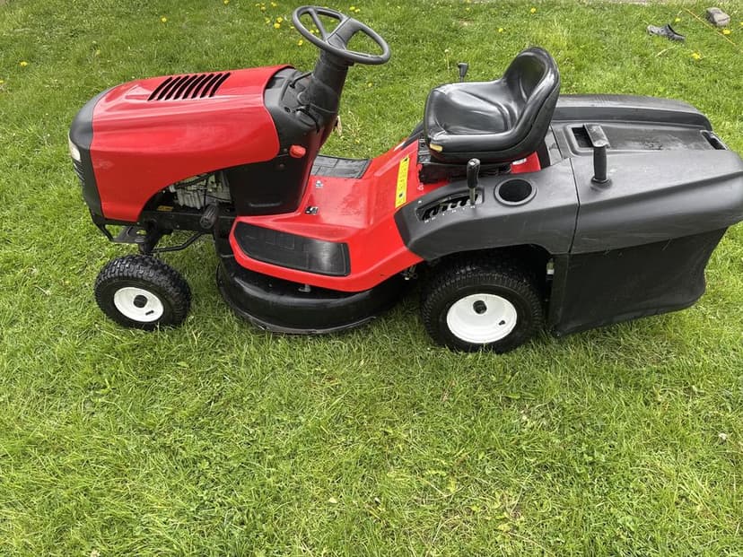 Traktorek Husqvarna HOP