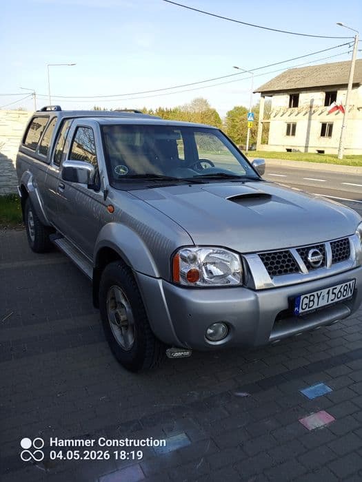 Nissan Navara  2.5