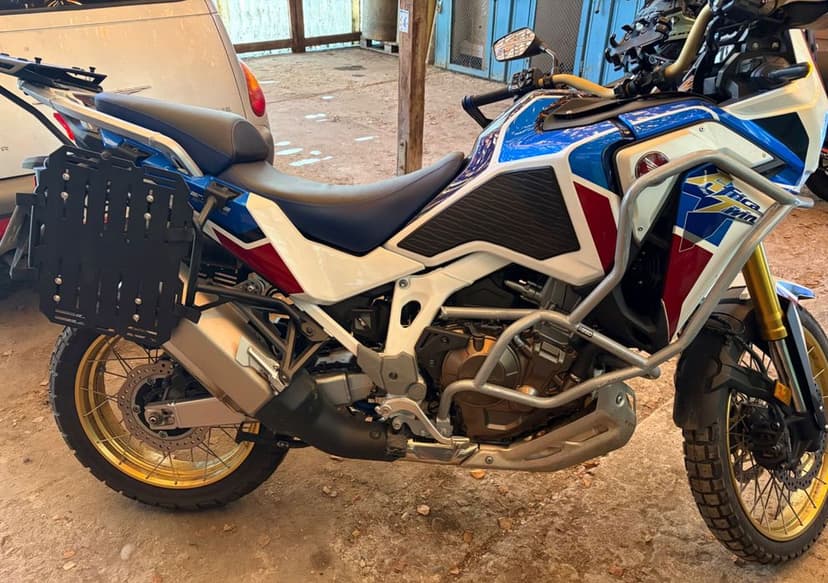 Honda Crf 1100 Africa Twin Atas