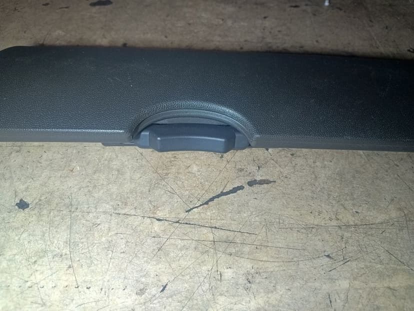 Schowek klapka Nissan Navara D40, Pathfinder,oryginał Europa gwarancja