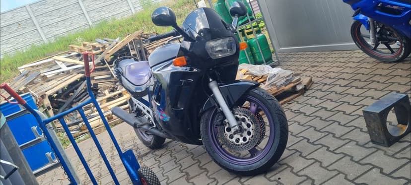 Suzuki KATANA GSX600F 1995