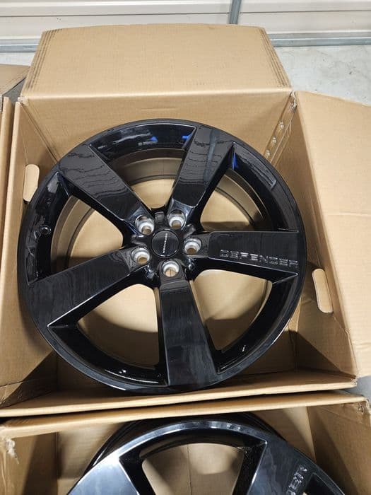 LAND ROVER DEFENDER FelgiI 22" L8BM-1007-AD BD 9jx22 ET43 Demo