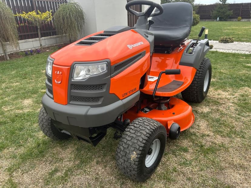 Jak nowa kosiarka Husqvarna