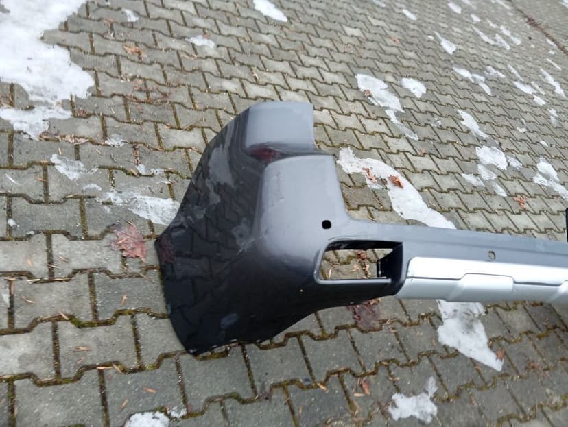 Zderzak tylny tył Toyota Land Cruiser J150 Oryginał