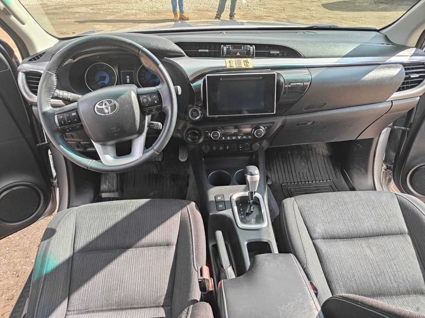 Toyota Hilux 2020r.