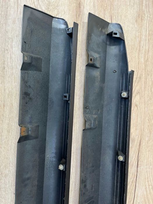 Próg nakładka progu lewa prawa Suzuki Jimny
