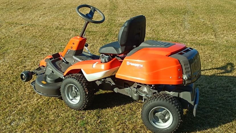 Traktorek Husqvarna Rider R214 S  Wystawowy