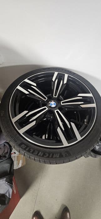 Alufelgi 20 do BMW 7 X1 X3  opony  Michelin letnie i Nokiany Zimowe