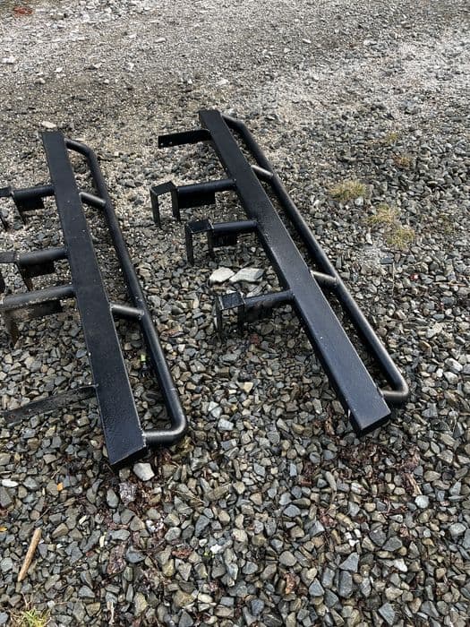 Progi stalowe Nissan Patrol long Y61 gu4