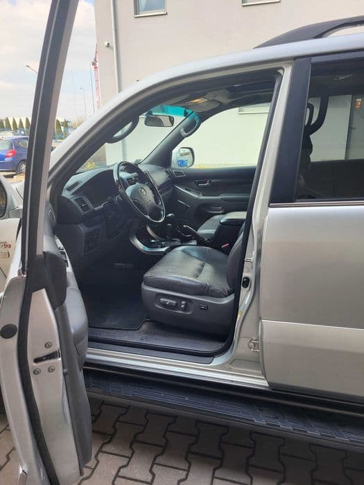 Okazja!!! Do sprzedania  TOYOTA Land Cruiser 120