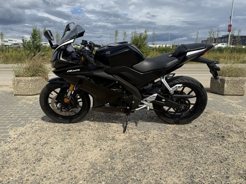 Yamaha YZF-R125 / 2019 / ABS / IDEALNY STAN! / POLSKI SALON!