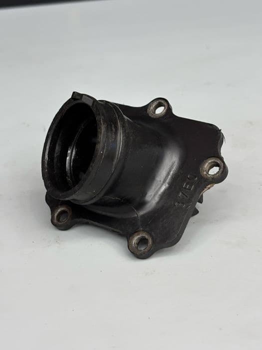Króciec Gaźnika Guma SUZUKI RM250 R 96-00