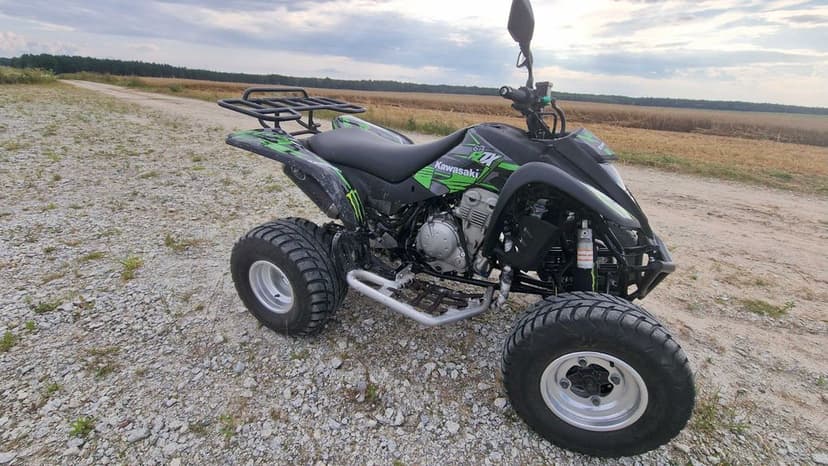 Kawasaki KFX QUAD Kawasaki KFX 400 SWAP ER6 ,mt07, ltz suzuki