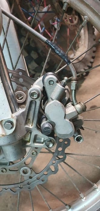 Yamaha WR yz250f - części, koło, zawieszenie, plastiki