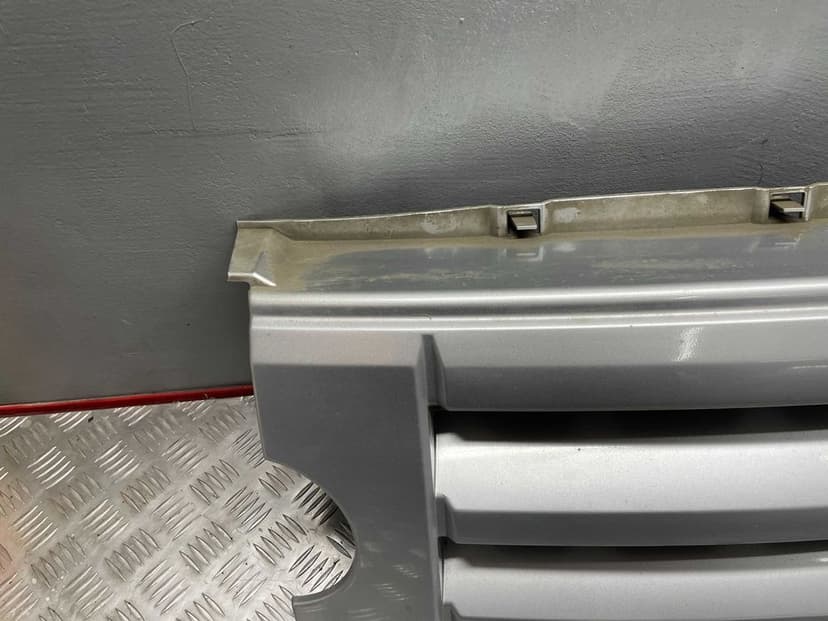 Grill Atrapa Land Rover Discovery III