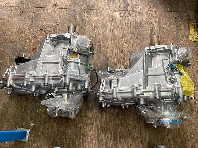 Toyota Land Cruiser reduktor ORYGINAŁ NOWY