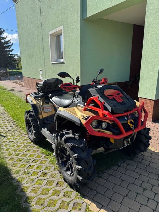 QUAD CAN-AM Outlander 1000R XMR
