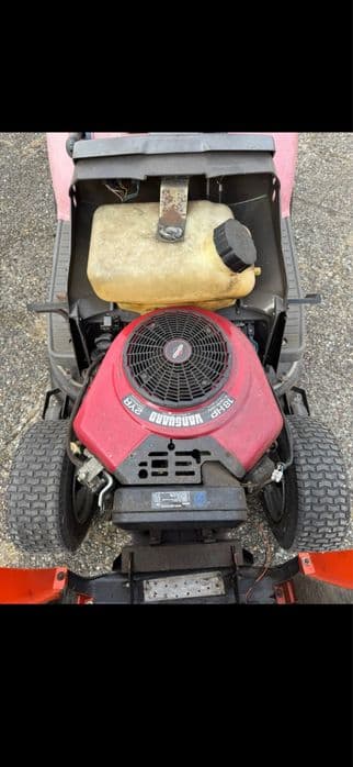 Traktorek kosiarka Husqvarna 18v2